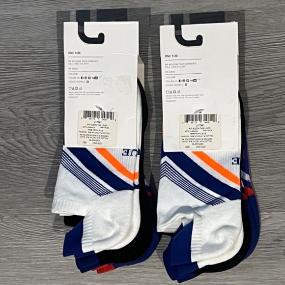 NEW Hue Women's 2- 3 Packs Air Sleek Tab Cushion Socks, Black/White/Blue - Picture 10 of 12